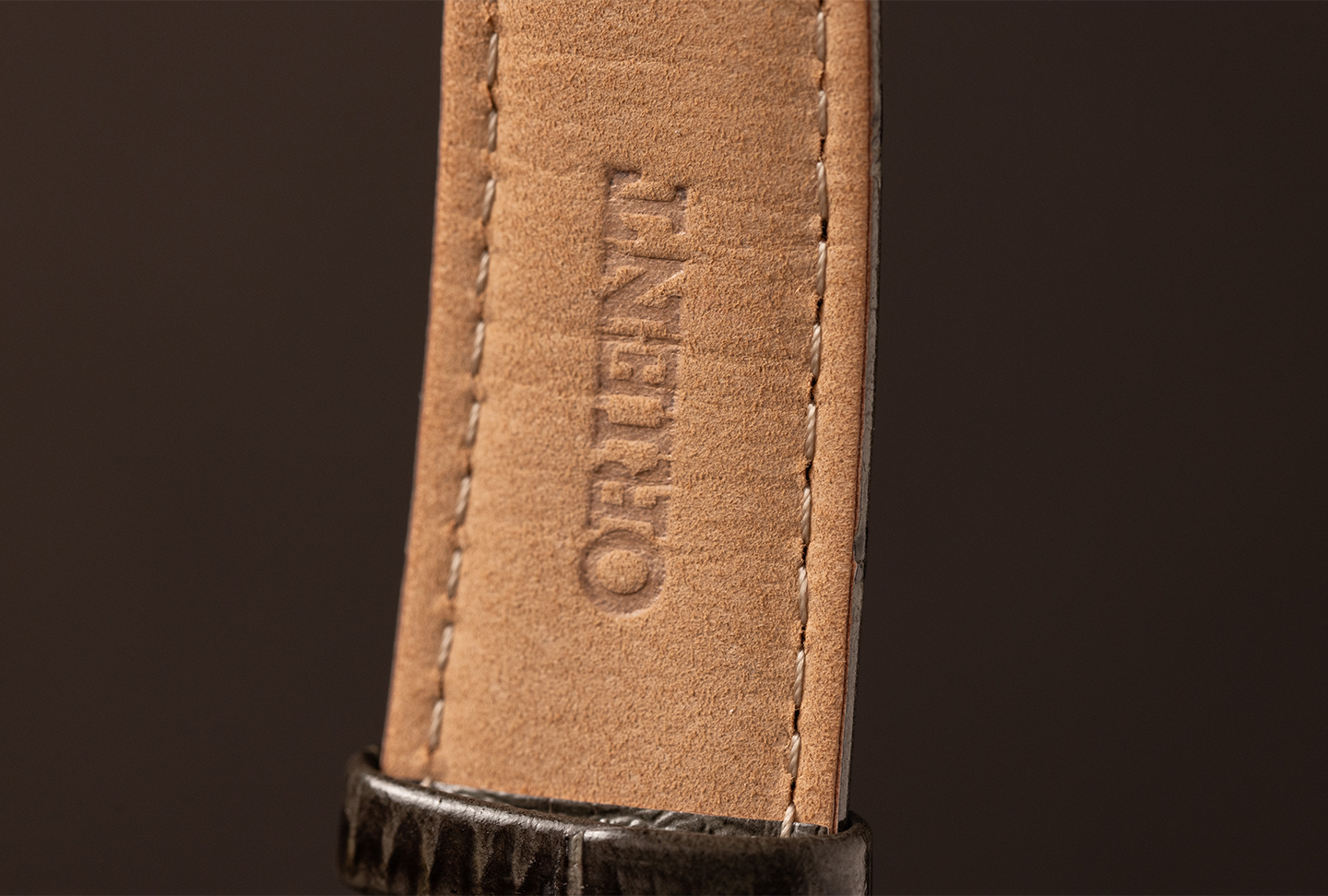 LEATHER STRAP