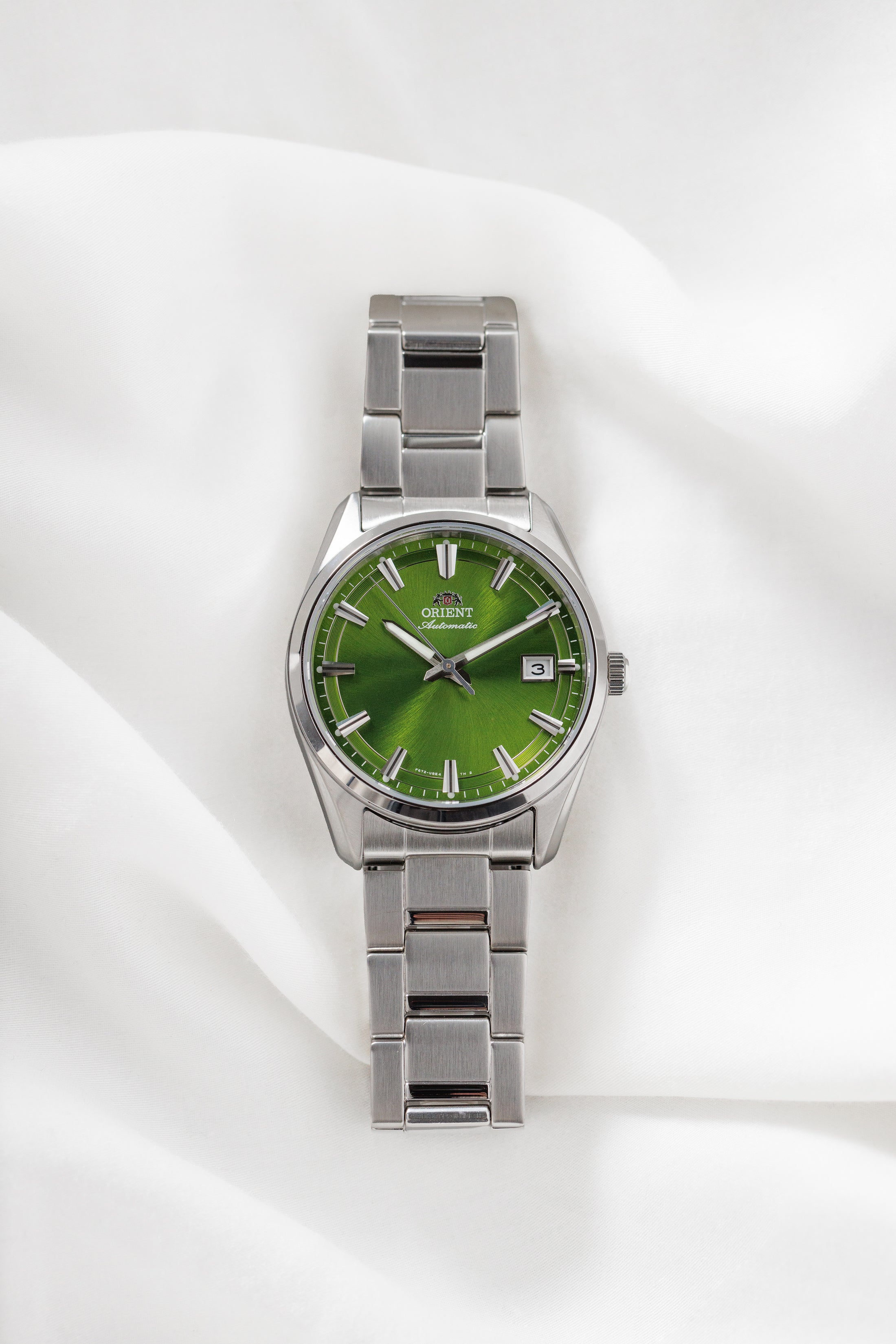 Orient Stretto Date