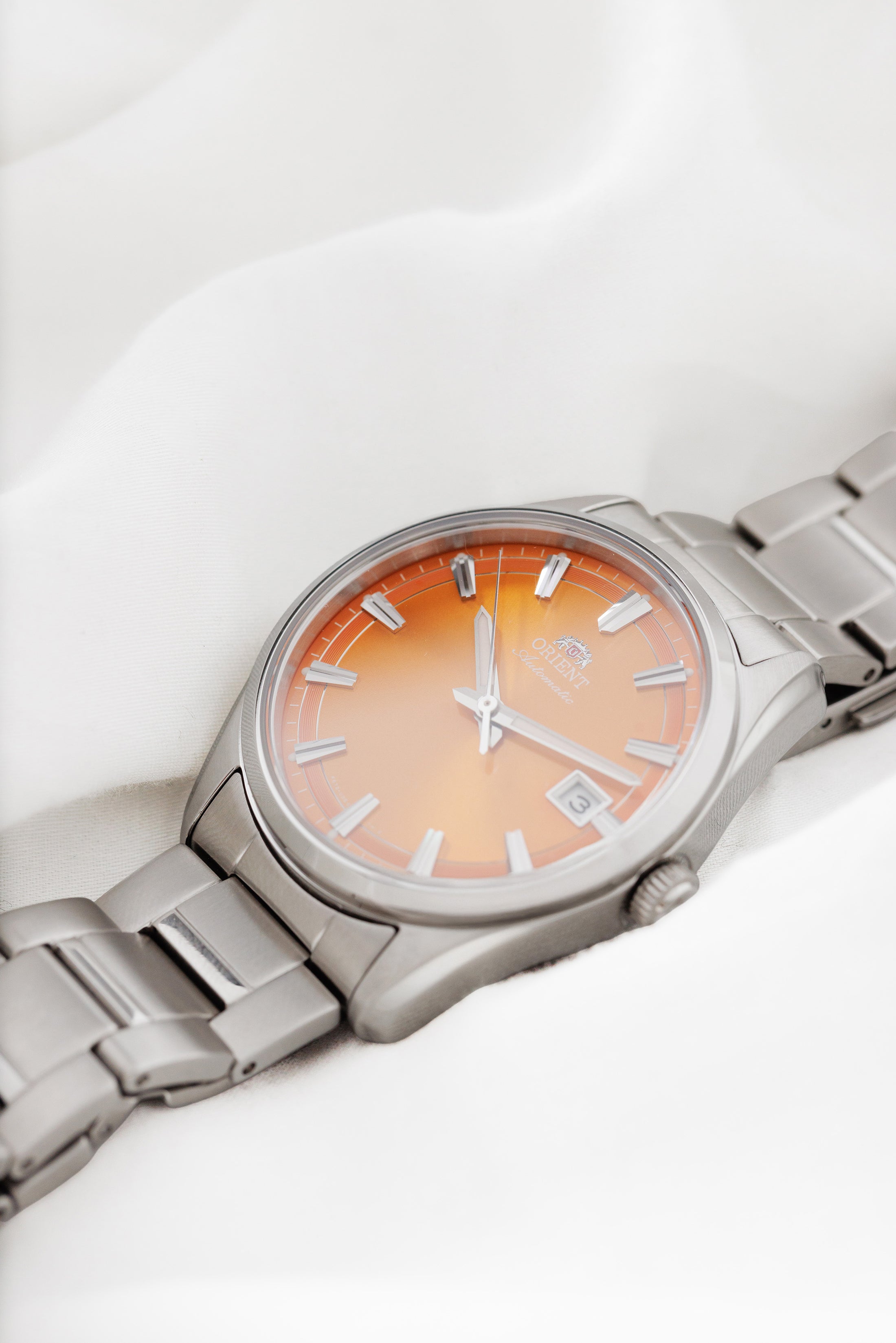 Orient Stretto Date
