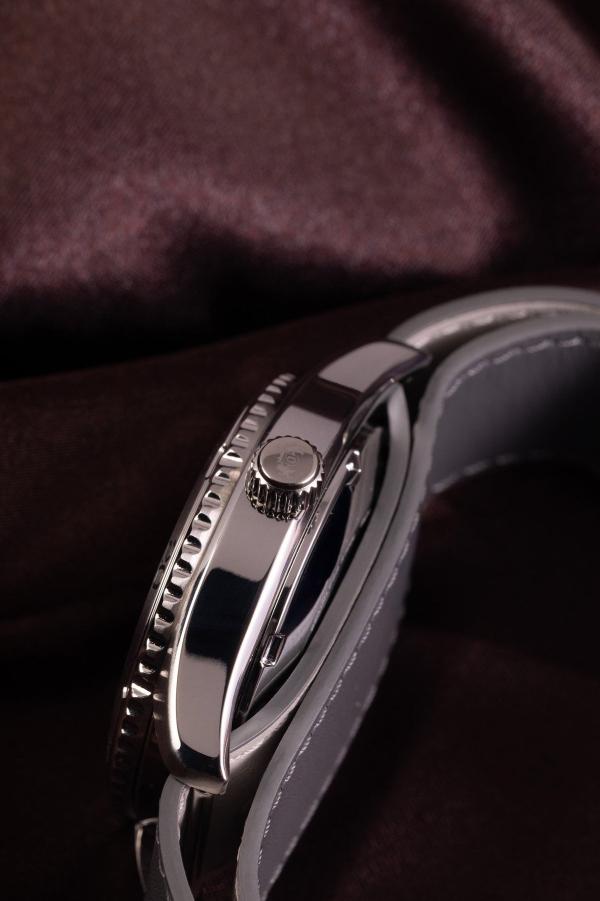 AC0Q Diver - Orient Watch USA