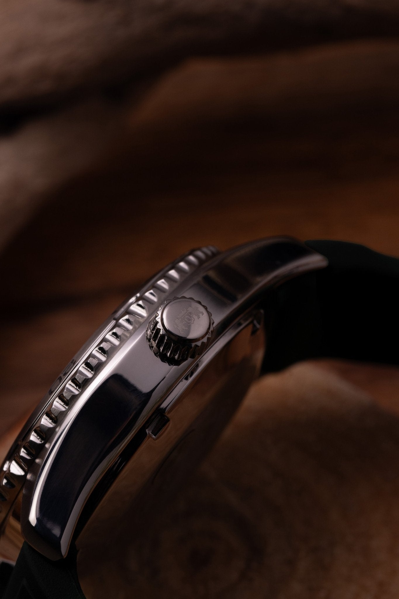 AC0Q Diver - Orient Watch USA