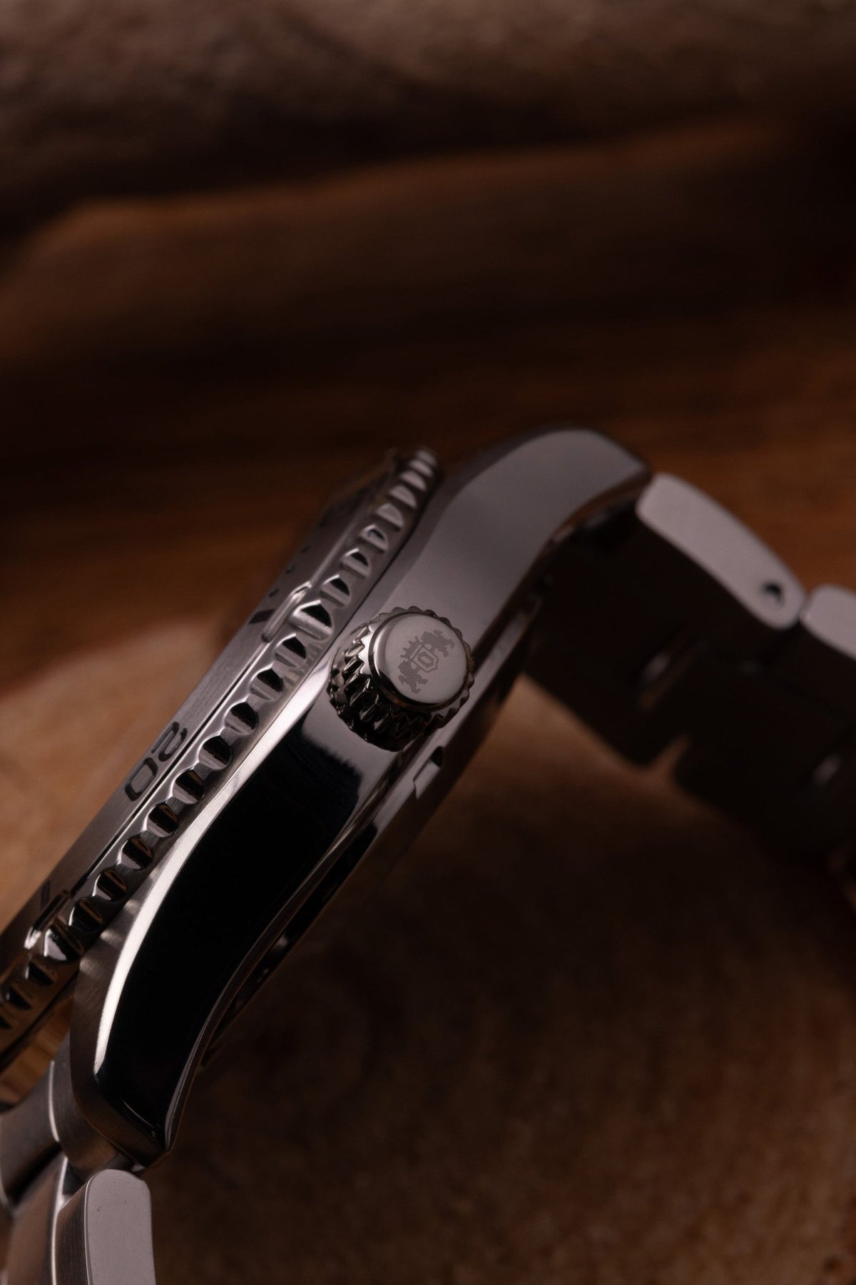 AC0Q Diver - Orient Watch USA