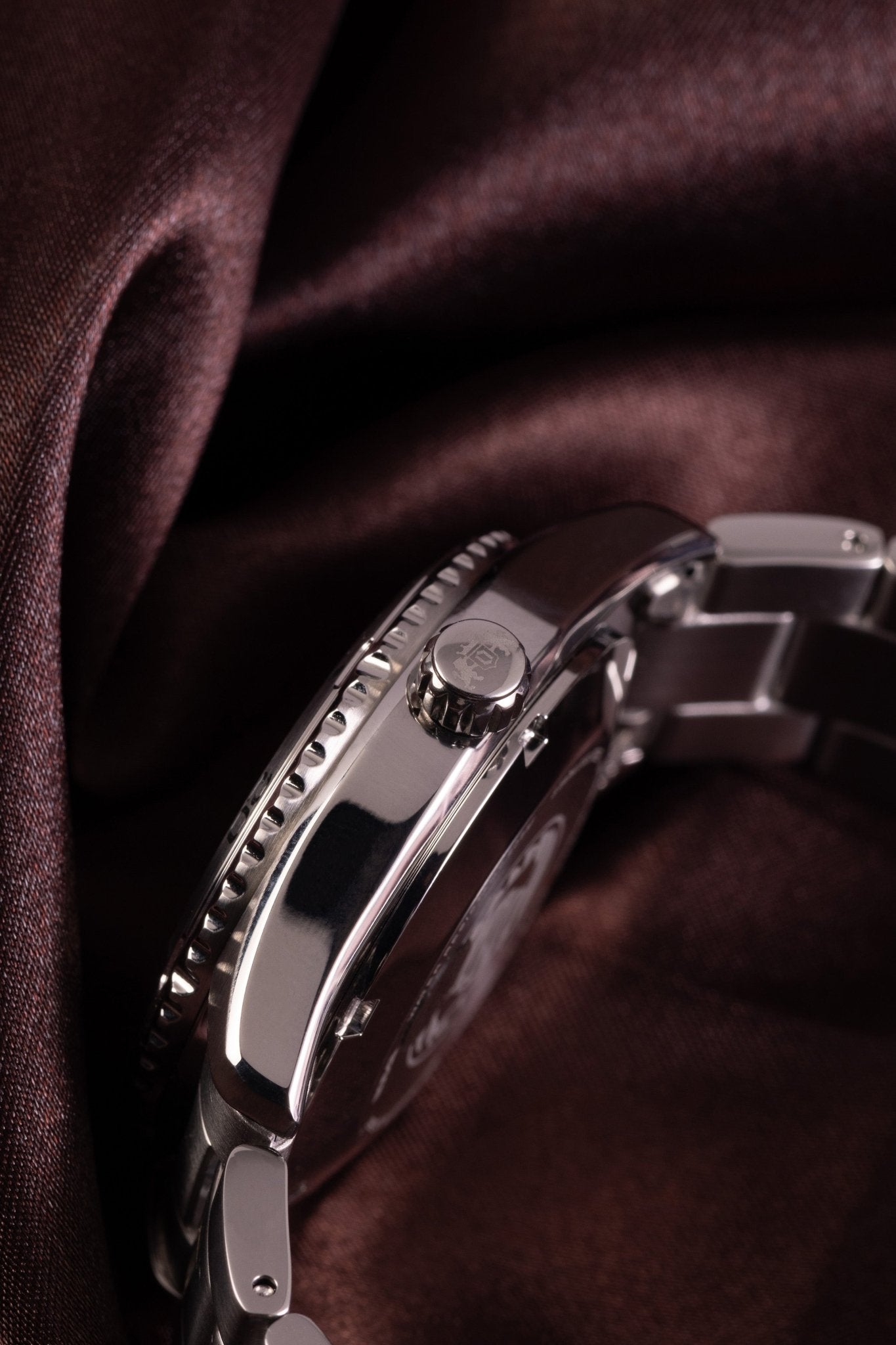 AC0Q Diver - Orient Watch USA