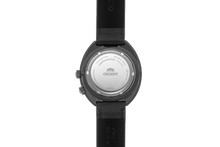 Orient Neo Classic Sports RA-AA0E07B19B limited edition retro watch black rainbow
